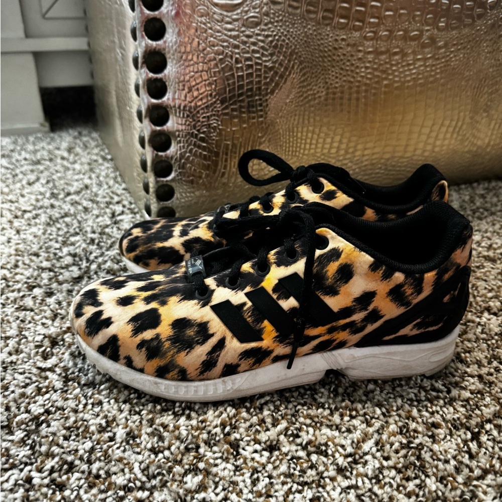 Women’s Adidas Torison